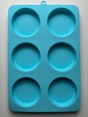 Celebrate It Silicone 6-Cup Flexible Mold Muffins Cakes Cupcakes Turquoise Blue
